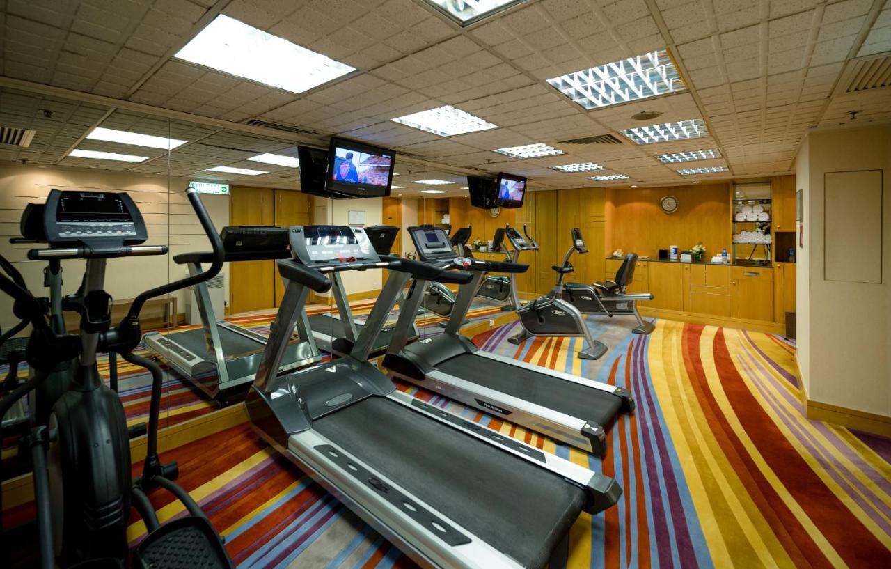 Khách sạn Gloucester Luk Kwok 4*